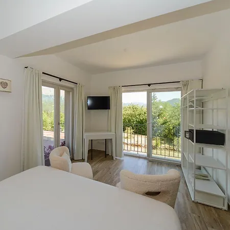 Relais Chalons D'orange Hotel 3*